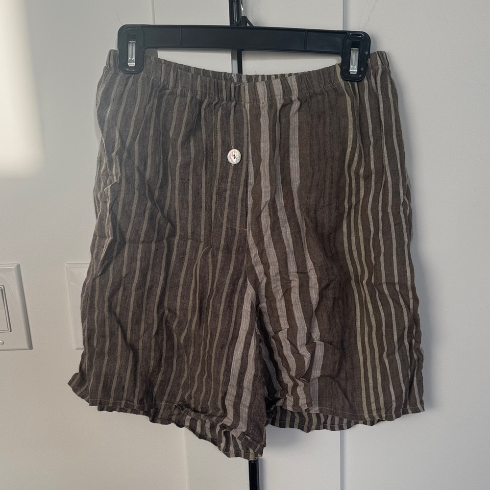 Flax Striped Elastic-Waist Shorts